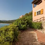 Golfo Degli Angeli Torre delle Stelle