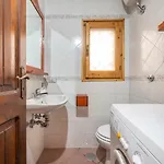 Villa Golfo Degli Angeli