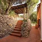 Golfo Degli Angeli فيلة *