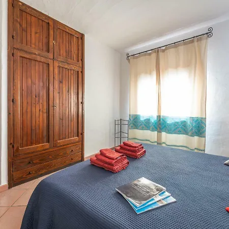 Golfo Degli Angeli Villa