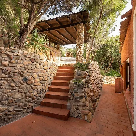 Golfo Degli Angeli Villa *